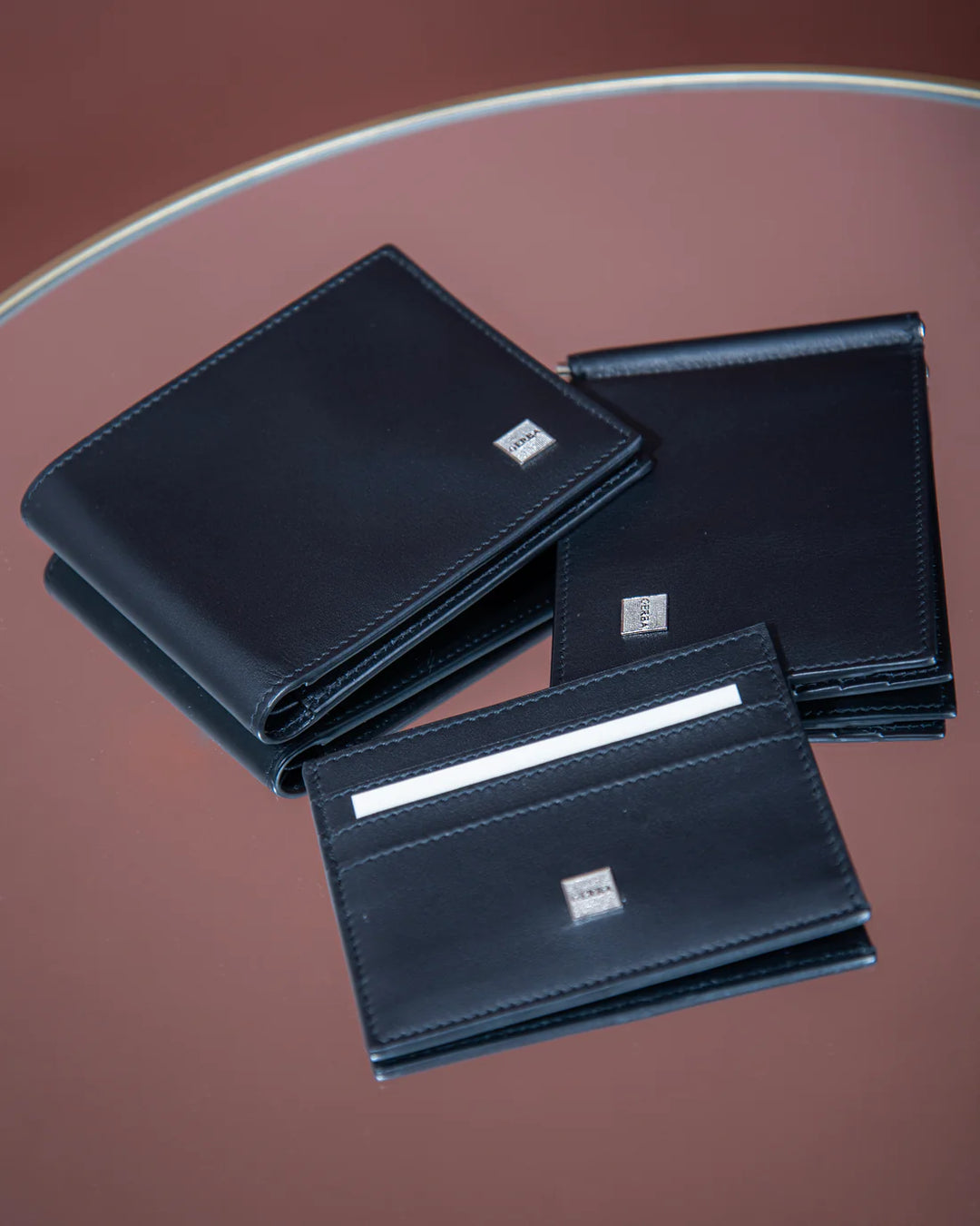 Gerba Euro holder in full grain calfskin and Gerba logo in GB002 BLACK silver