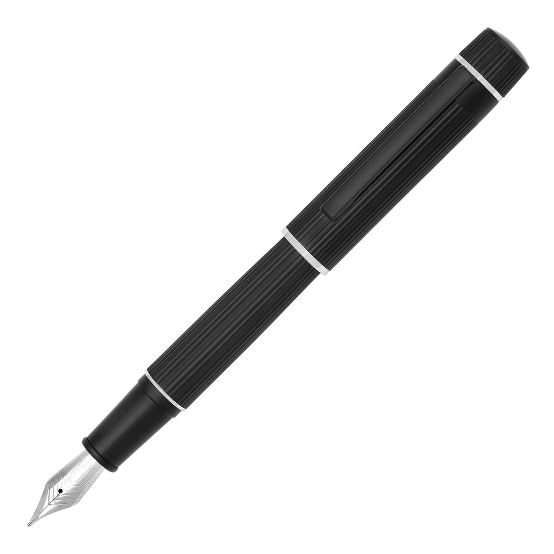 Hugo Boss Core Black HSF4852A Füllfederhalter