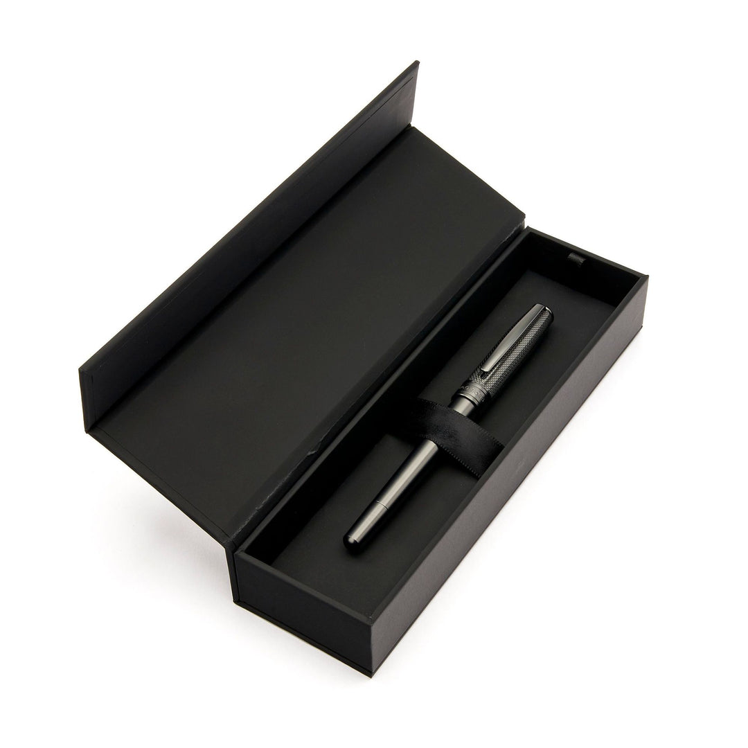 Hugo Boss Essential Metal Gun fountain pen HSY4872D