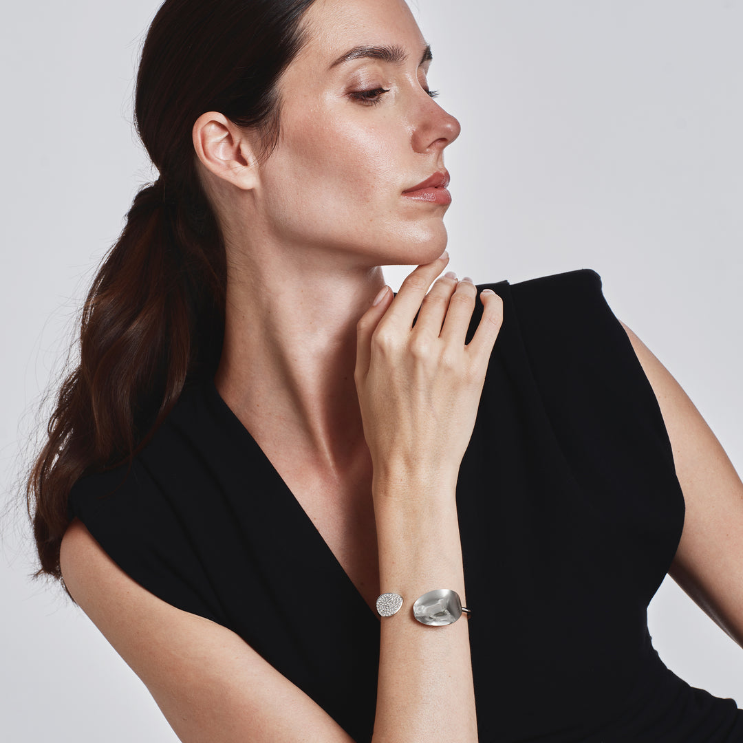 Bracelet rigide Breil B Whisper Glow acier zircon cubique TJ4224