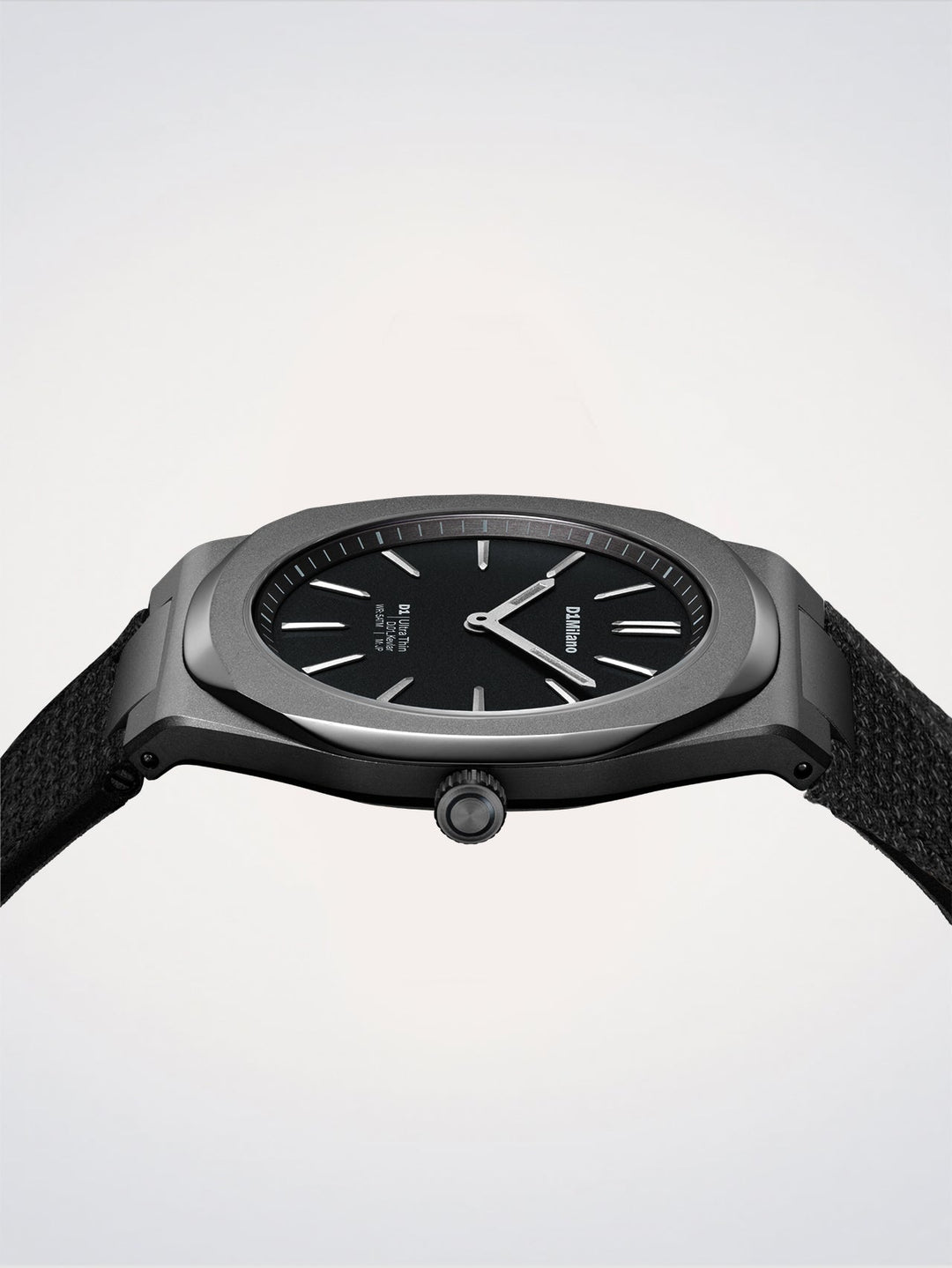 Montre ultra fine D1 Milano en Kevlar noir 39 mm D1-UHKJ01