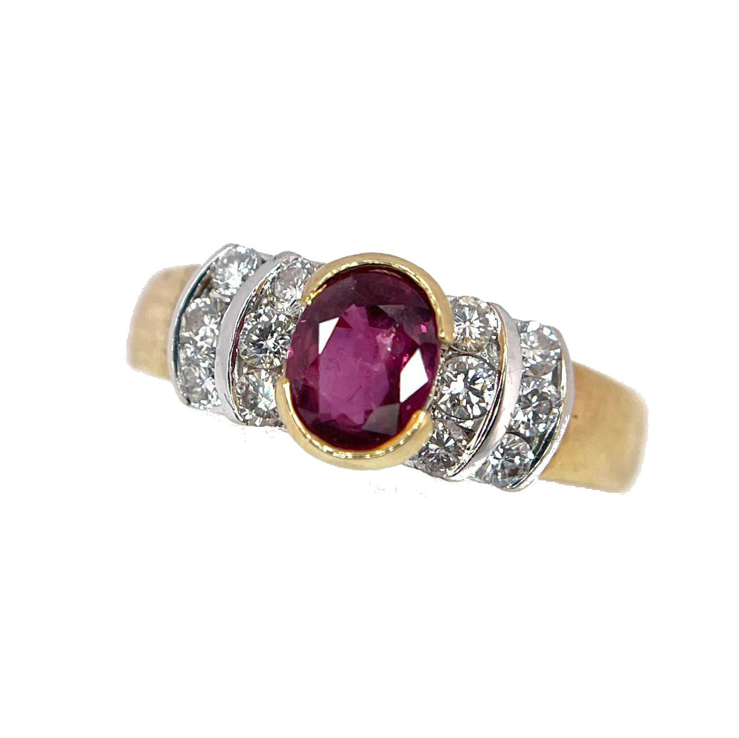 Capodagaglia guldguld ring 18kt rubin 0,72ct och diamanter