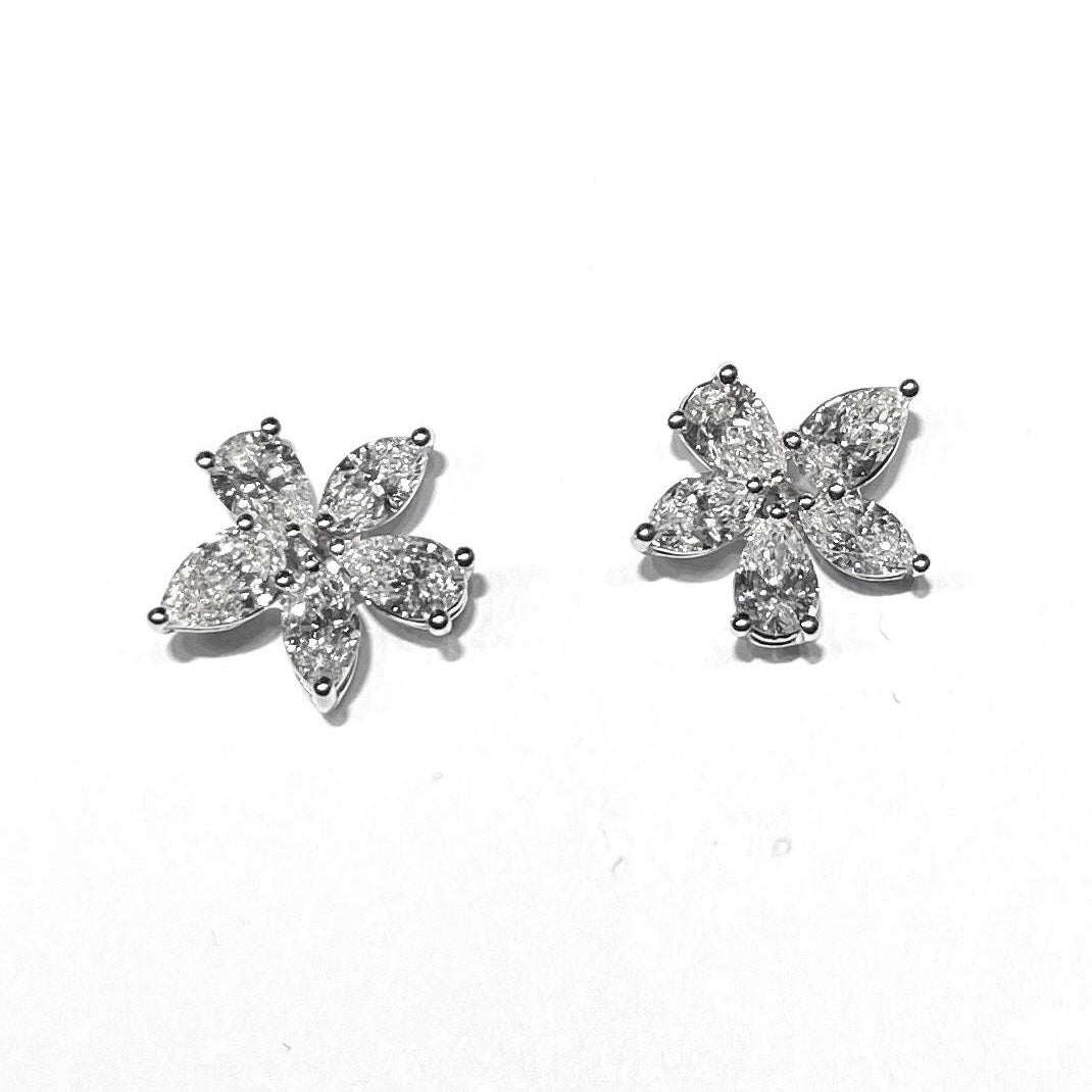 Pendientes de oro blanco de 18kt con diamantes ZY76808