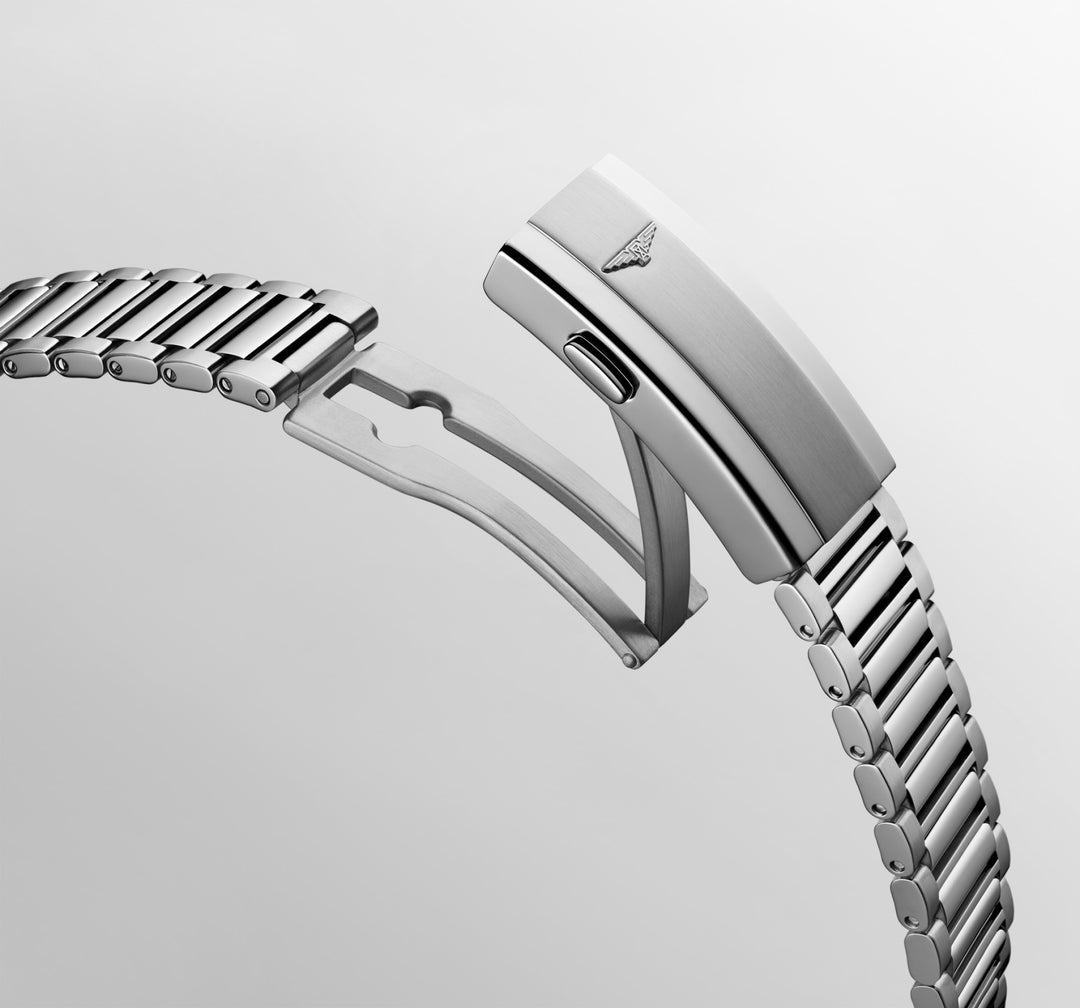 LONGINES – CONQUEST HERITAGE – L1.650.4.02.6