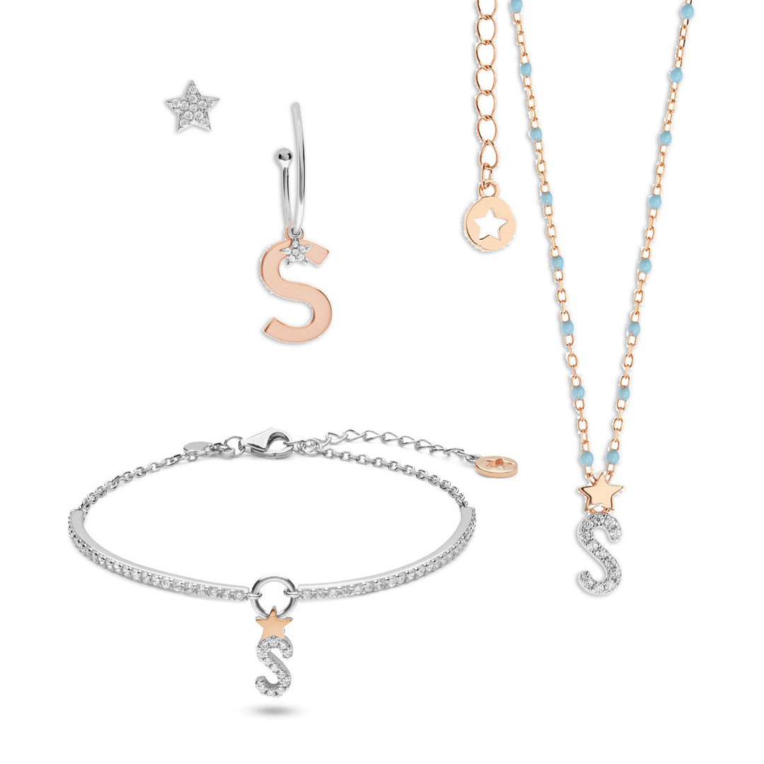 Collier, boucles d&