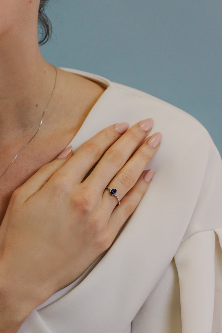 Comete Gold Ring with Diamonds and Oval Sapphire ANB2652