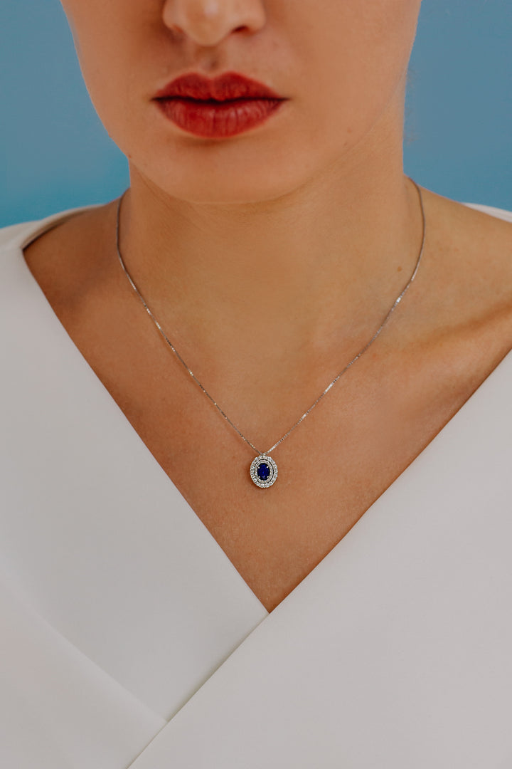 Comete-Halskette aus Gold, Diamanten und ovalem blauem Saphir GLB1474