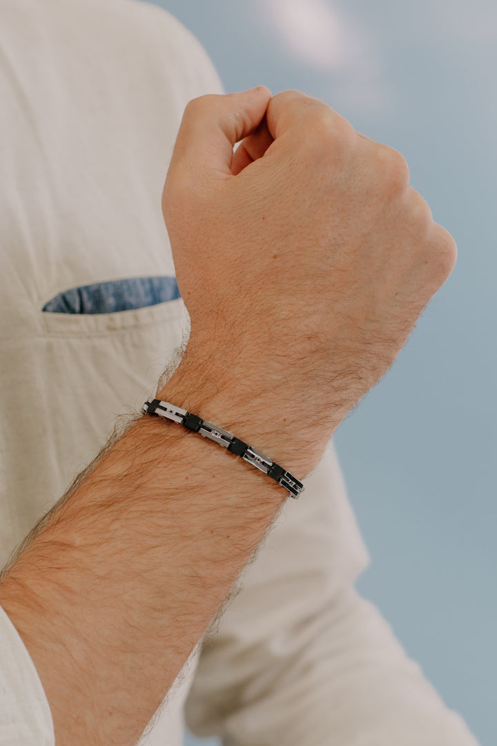 Comete Bracelet in black PVD Steel and Zircons UBR1036