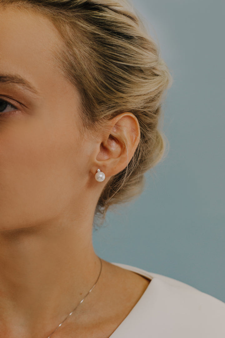 Comete Earrings Light Points Pearls in Gold and Diamonds ORP545