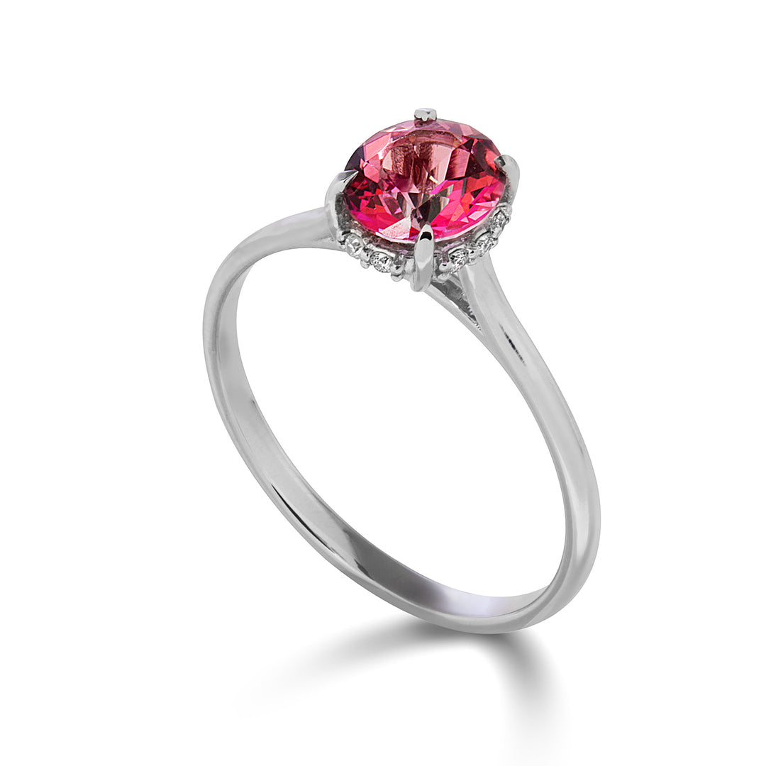 Nihama, ein 18-karätiger rosa Topas von 6,00 mm, besetzt mit Diamanten NA5230O4TPPK