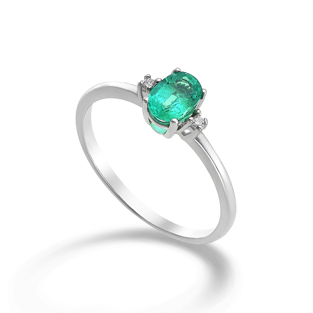 Nihama, ein ovaler Smaragd aus 9 Karat, 4x3 ct.0,15 Durchm. 0,02 ct NA5190R4BE