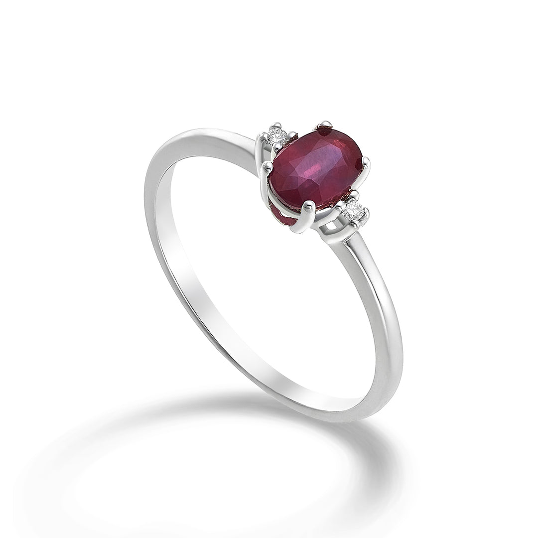 Nihama, ein ovaler 9-karätiger Rubin mit 6 x 4 ct. 0,40 Durchm. 0,02 ct NA5072R4RBC