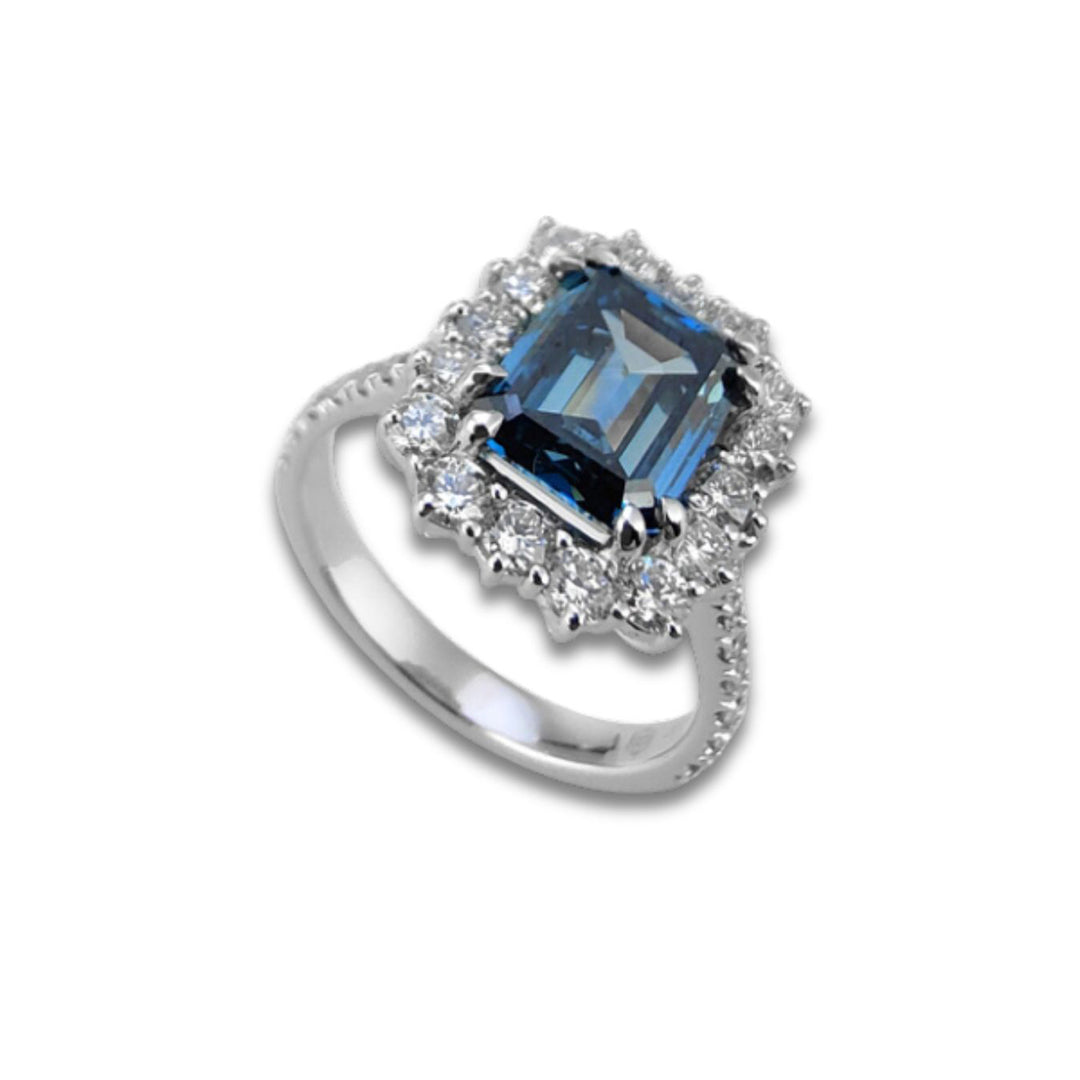 X-Diamond an 18kt lab g.d. total ct. 4.21-cent. 3.04 blue octagon lab LXDAPU033O4OTDI421