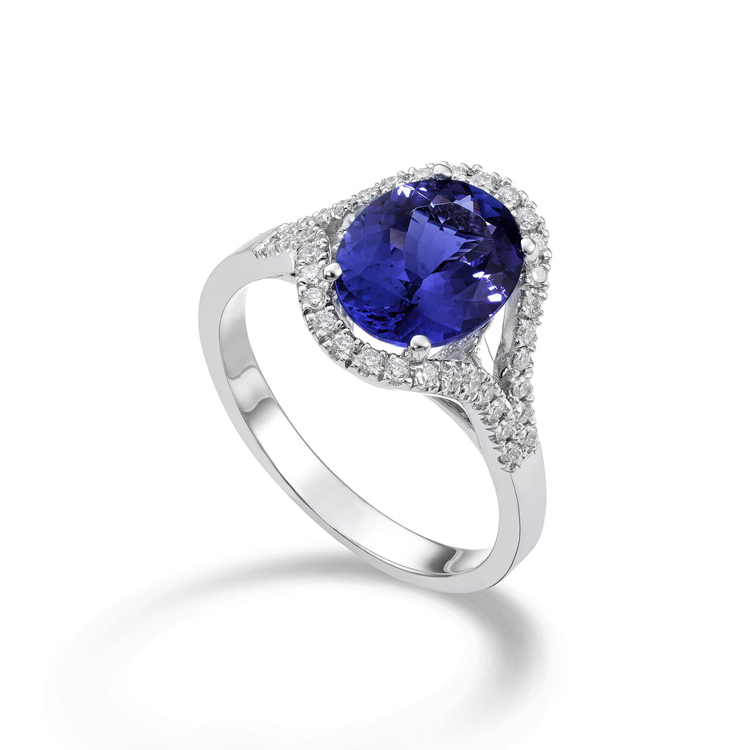 Golay oval tanzanite ring 10x8 and diamond outline ACLC136DTZ810-22178110067