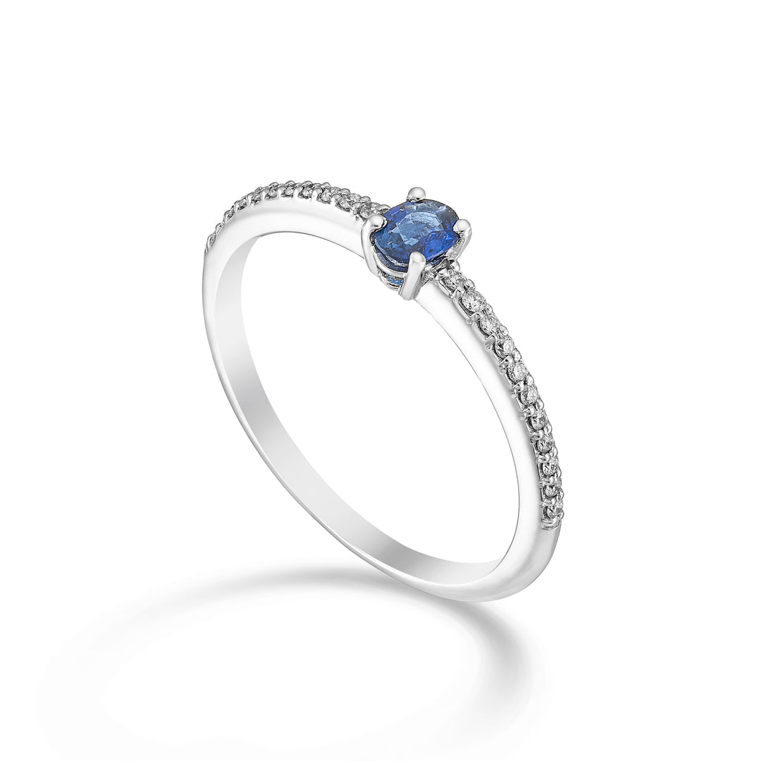 Nihama, ein 18 Karat ovaler Tansanit, 5x4 ct.0,30 diam.ct.0,08 NA5192O4TZN