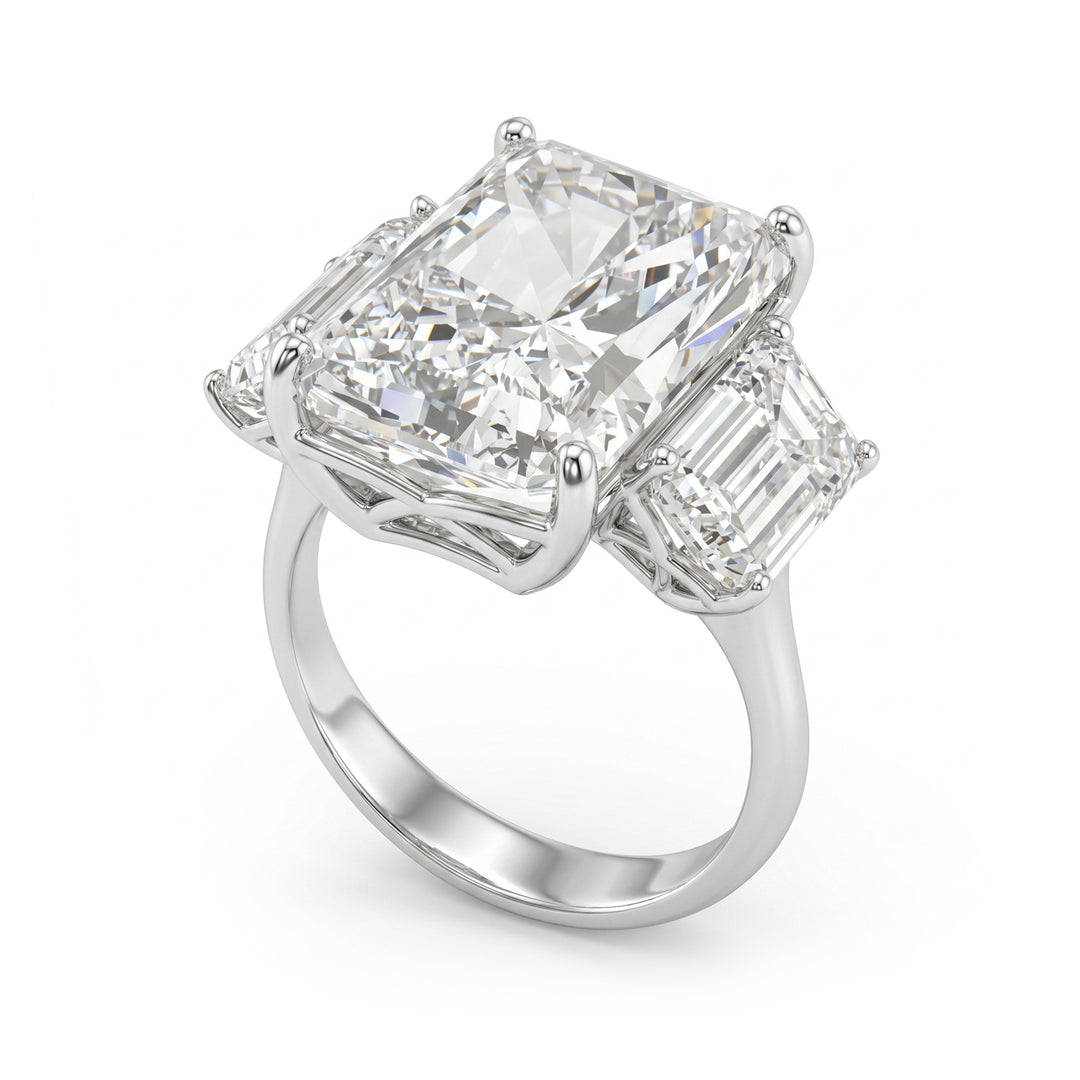X-Diamond un laboratoire de 18 carats g.d.tot. 13,97 ct, radiant cen 10,51 ct et émeraudes latérales 3,46 ct XXDAPU135O4RCBI1397