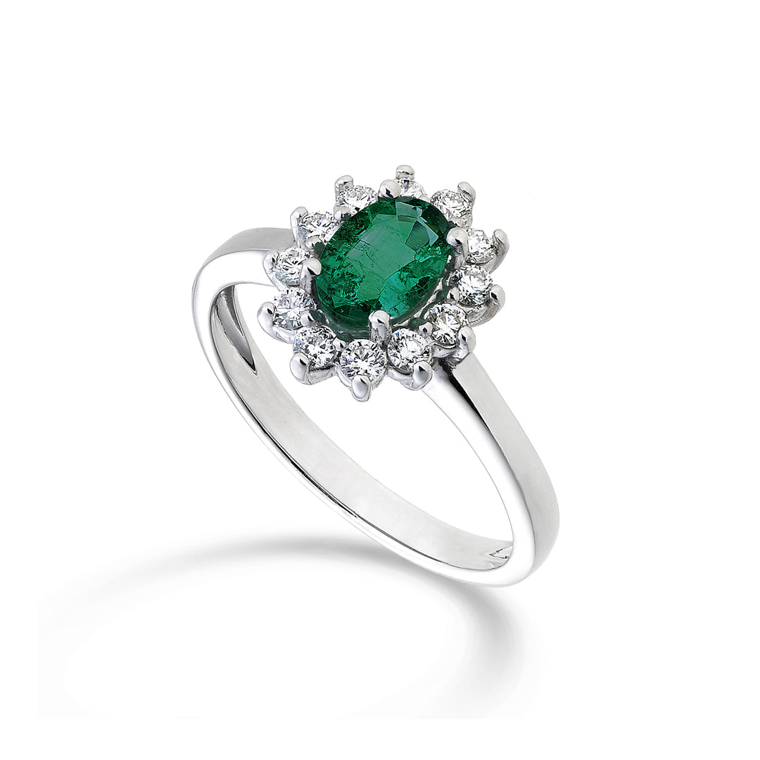 Mikiko ein 18k Smaragd n. oval 7x5 ct.0,69 Durchm. 0,30 ct MA5094O4SMN069