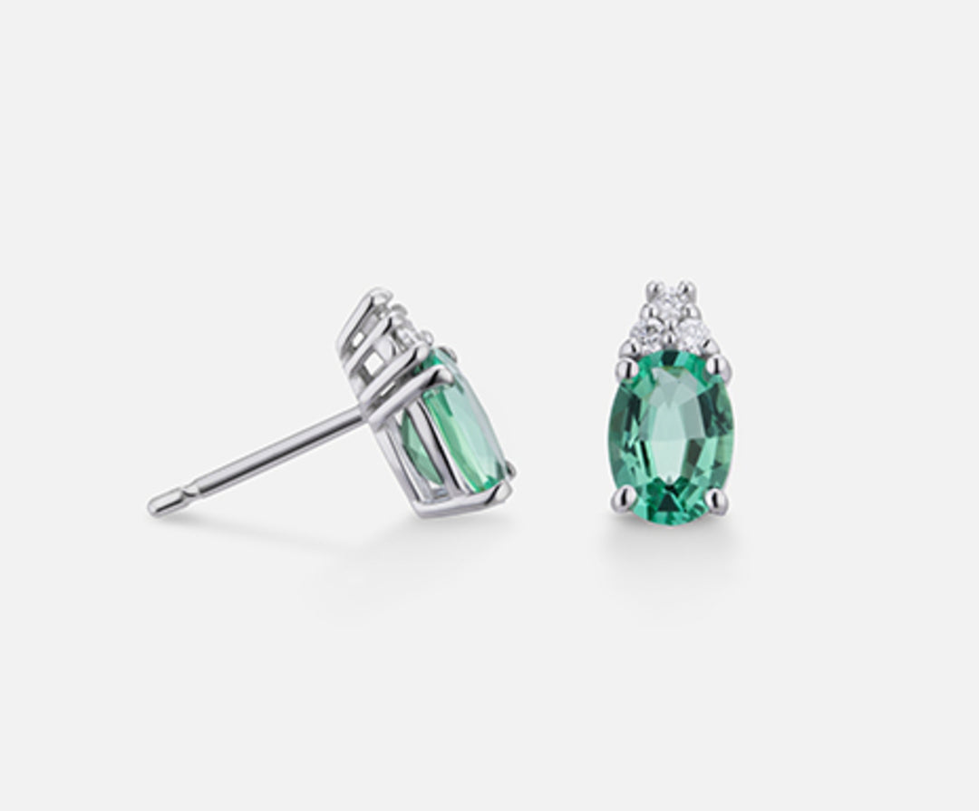Nihama or 18k oval emerald 7x5 ct.1,20 dia ct.0,09 NO5034O4BE