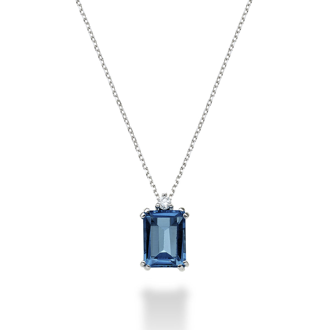 Nihama cl 18k achteckiger Londoner Blautopas 8x6 ct.2,65 Durchm. ct.0,03 NPCL090DITPBL3O4