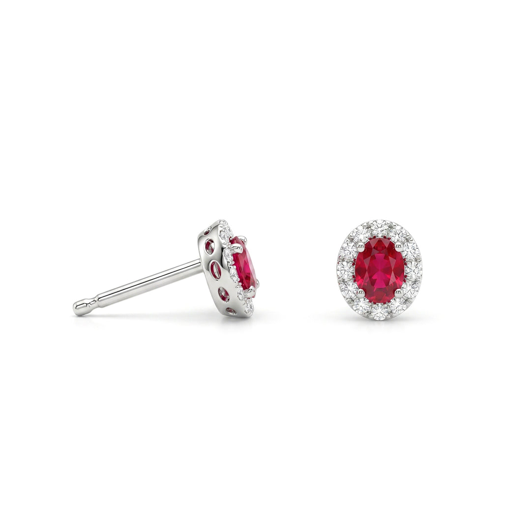 Nihama ou rubis ovale 18 carats 4x3 avec entourage de diamants NO5183O4RBN