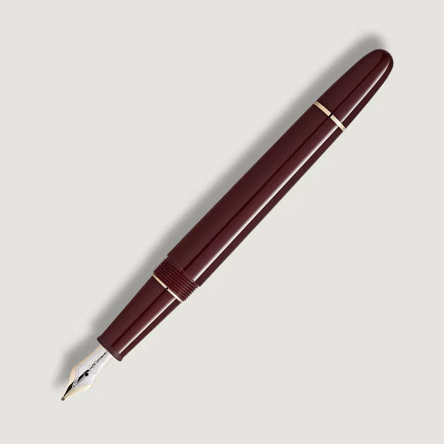 Stylo plume Montblanc Meisterstück bordeaux pointe classique M 133014