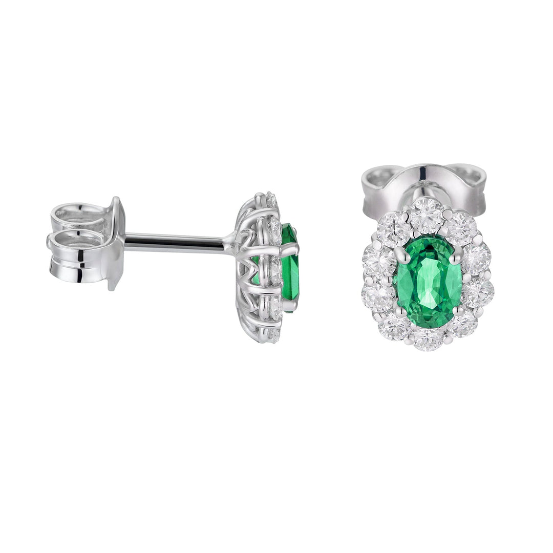 Golay 4x5 ovale smaragdøreringe og diamanter